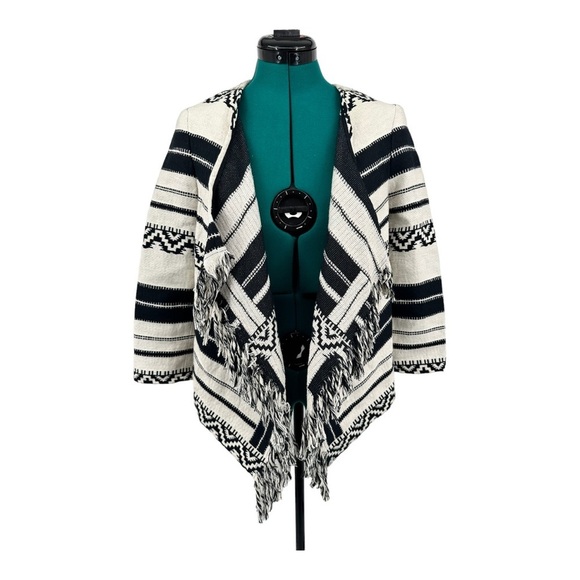 Bershka OUTERWEAR Cardigan Ethno Style with Fringes and cascading open front. - Picture 3 of 6